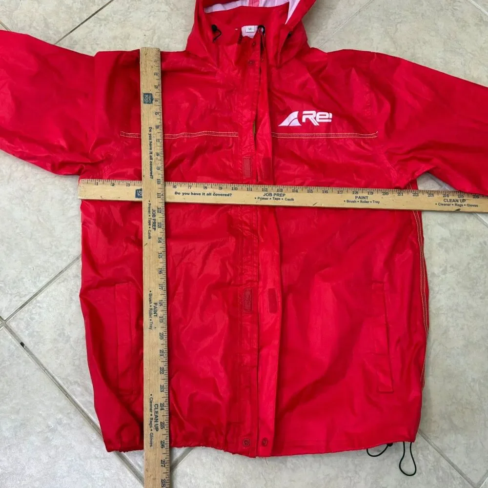 REI Co-op Rain Jacket Men’s M  Hooded Waterproof Rain Shell Packable zip snap +